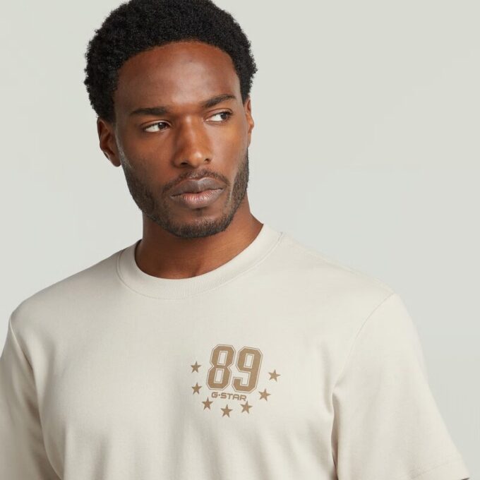 89 Back Graphic Loose T-shirt