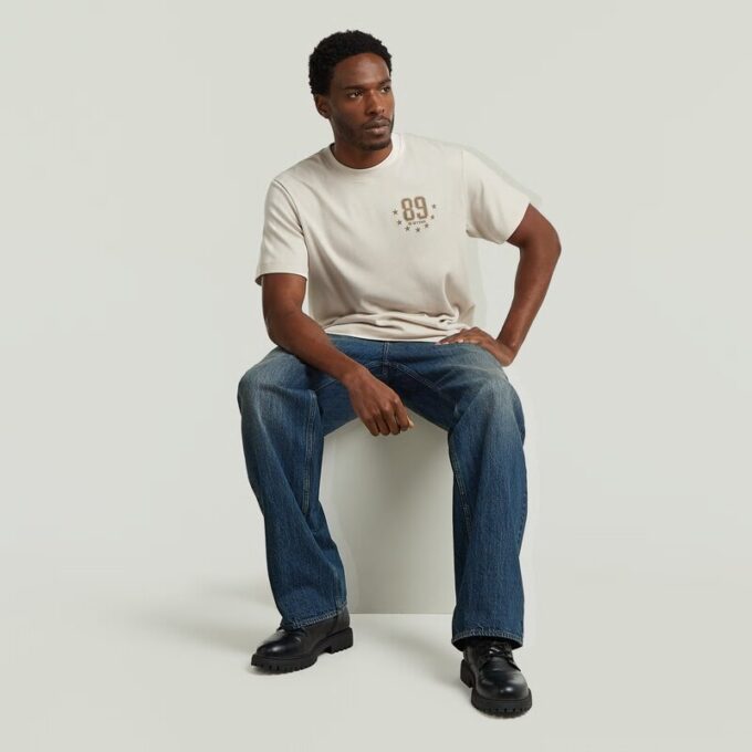 89 Back Graphic Loose T-shirt