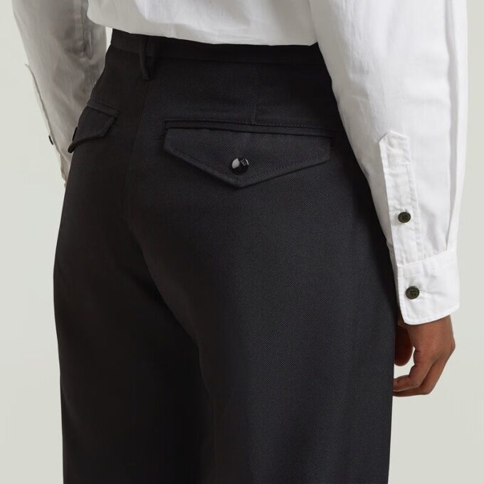 Bowey geplooide chino Bowey geplooide chino