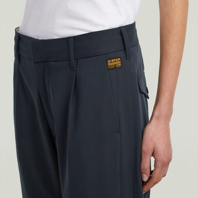 Bowey geplooide chino Bowey geplooide chino