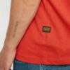 Boxy T-shirt met centrale borst Boxy T-shirt met centrale borst