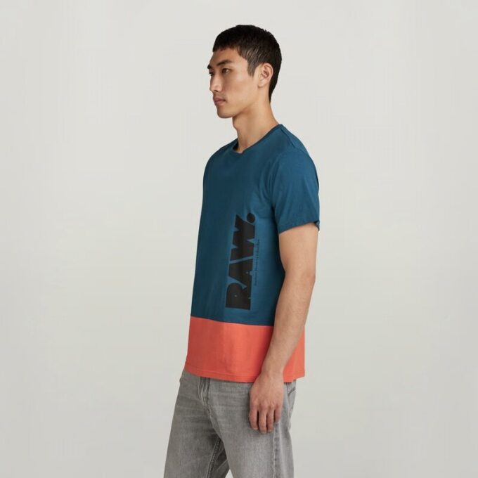 Color Block RAW. T-shirt Color Block RAW. T-shirt