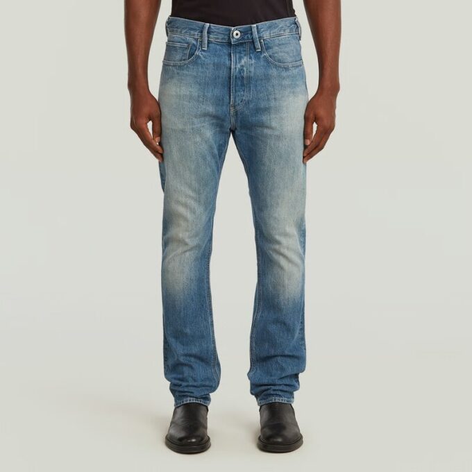 De eerste Amerikaanse cinch-tapered jeans