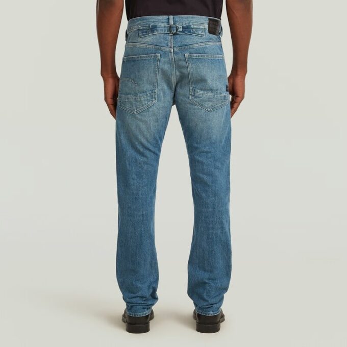 De eerste Amerikaanse cinch-tapered jeans