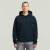 Een losse hoodietrui Een losse hoodietrui