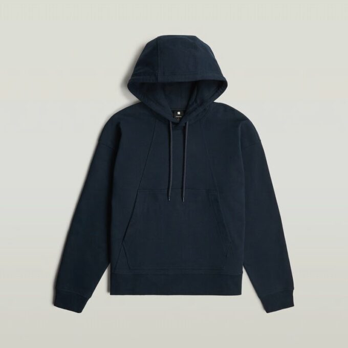 Een losse hoodietrui Een losse hoodietrui