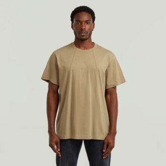 Een losse T-shirt met lijn