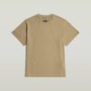 Een losse T-shirt met lijn Een losse T-shirt met lijn