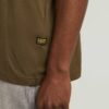 Een losse T-shirt met lijn Een losse T-shirt met lijn