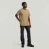 Een losse T-shirt met lijn Een losse T-shirt met lijn