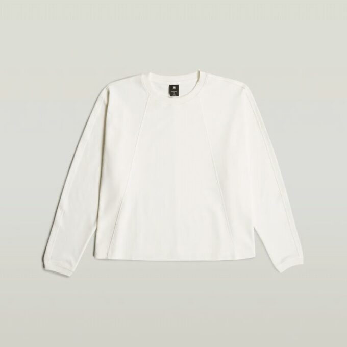 Een oversized T-shirt met lijn Een oversized T-shirt met lijn