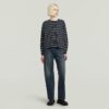 Een oversized T-shirt met strepen Een oversized T-shirt met strepen