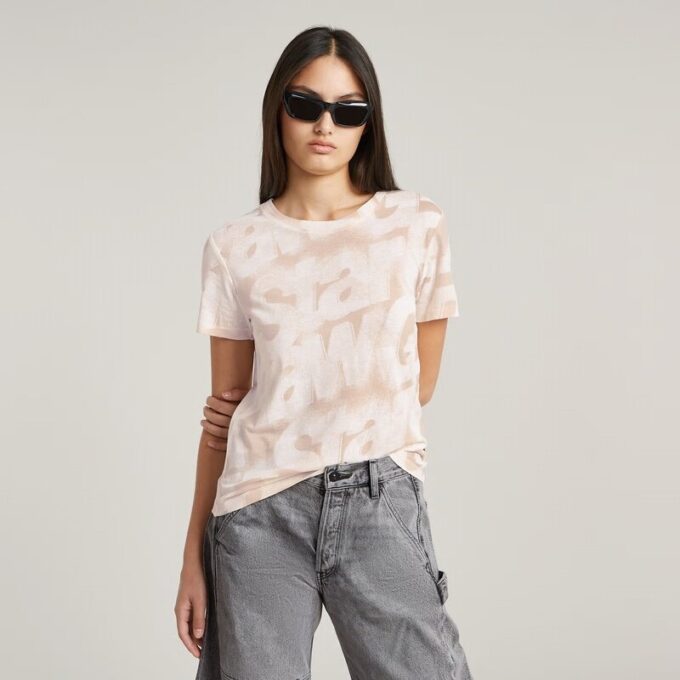 Gespoten letters T-shirt Gespoten letters T-shirt