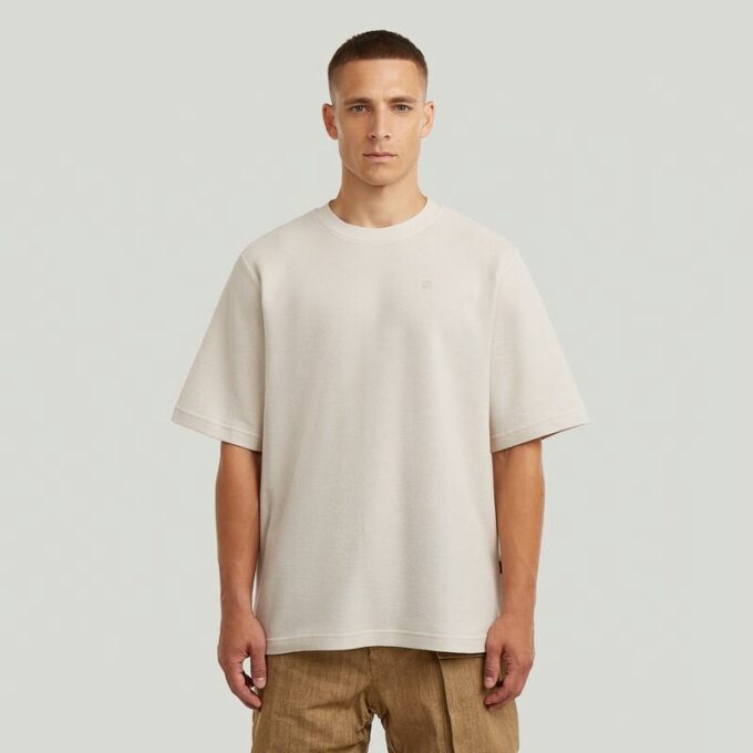 Gestructureerd borstlogo T-shirt Gestructureerd borstlogo T-shirt