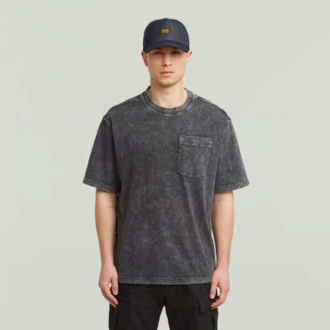 Gewassen T-shirt met zak Gewassen T-shirt met zak