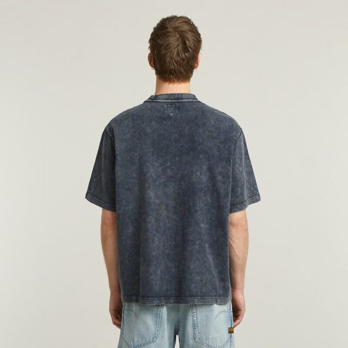 Gewassen T-shirt met zak Gewassen T-shirt met zak