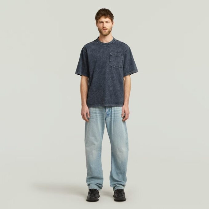 Gewassen T-shirt met zak Gewassen T-shirt met zak