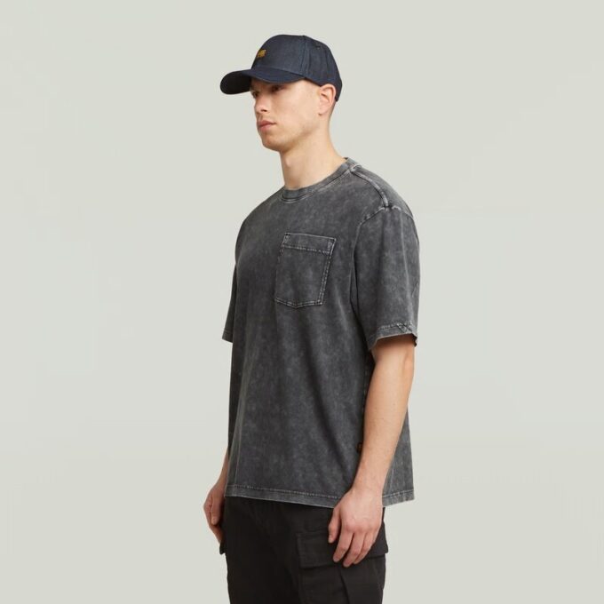 Gewassen T-shirt met zak Gewassen T-shirt met zak