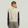 Kabelgebreid vest met volledige ritssluiting Kabelgebreid vest met volledige ritssluiting