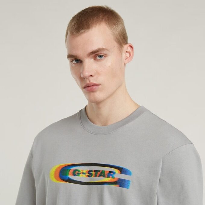 Kleurverschuiving Old Skool Logo Boxy T-shirt Kleurverschuiving Old Skool Logo Boxy T-shirt