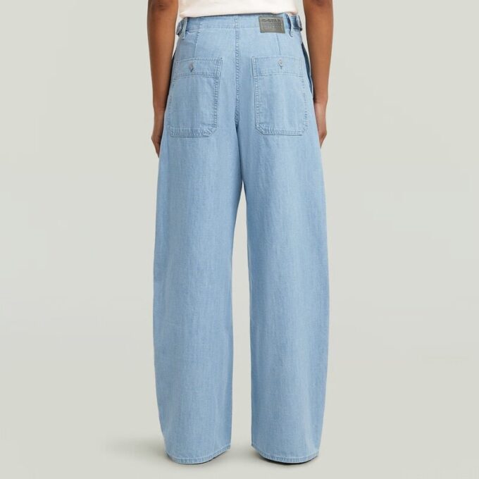 Losse jeans met riem Losse jeans met riem