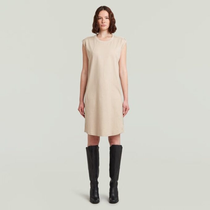 Losse jurk met naaddetail Losse jurk met naaddetail