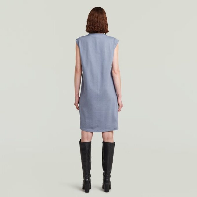 Losse jurk met naaddetail Losse jurk met naaddetail