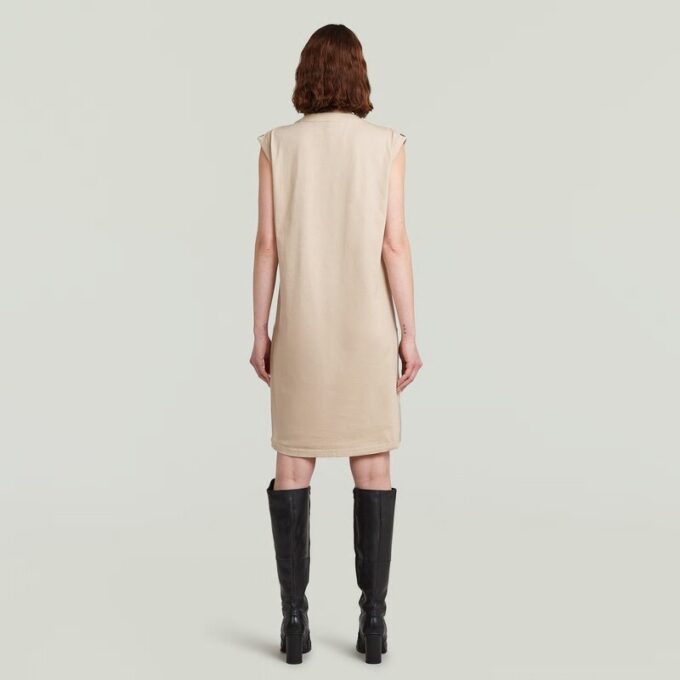 Losse jurk met naaddetail Losse jurk met naaddetail