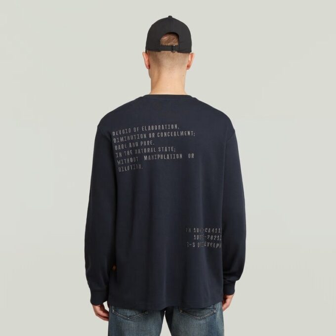 Losse T-shirt met geborduurde tekst op de achterkant