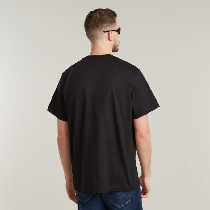 Losse T-shirt met logo op de borst