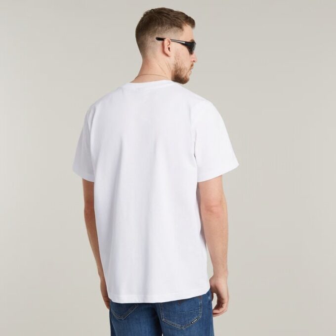 Losse T-shirt met logo op de borst