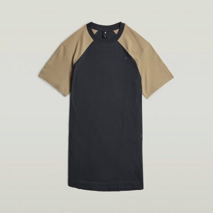 Losse T-shirtjurk met zadelmouwen Losse T-shirtjurk met zadelmouwen