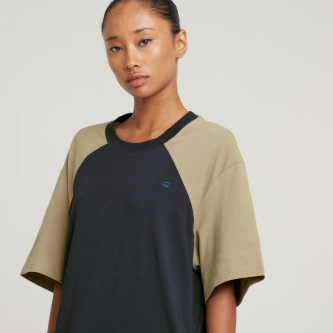 Losse T-shirtjurk met zadelmouwen Losse T-shirtjurk met zadelmouwen