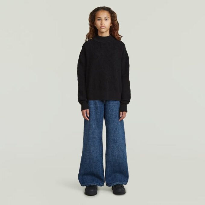 Meisjes moderne kabelgebreide cardigan Meisjes moderne kabelgebreide cardigan