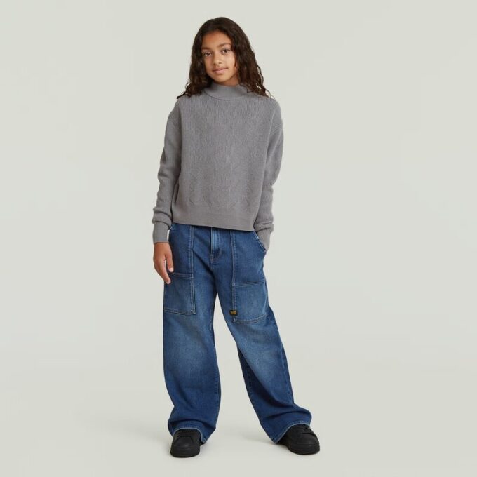 Meisjes moderne kabelgebreide cardigan Meisjes moderne kabelgebreide cardigan