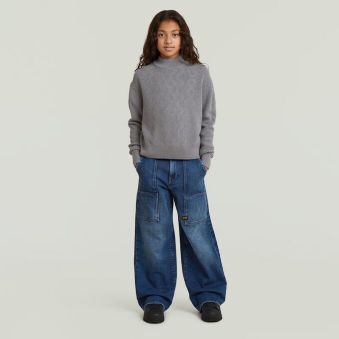 Meisjes moderne kabelgebreide cardigan Meisjes moderne kabelgebreide cardigan