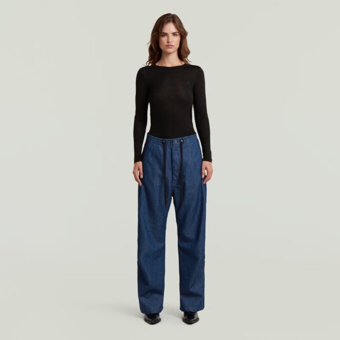 Ontspannen lichte broek Ontspannen lichte broek