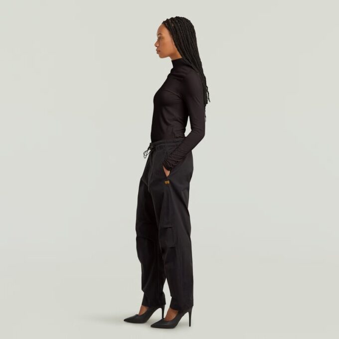 Ontspannen lichte broek Ontspannen lichte broek