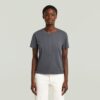 Overgeverfd T-shirt met voornaad Overgeverfd T-shirt met voornaad