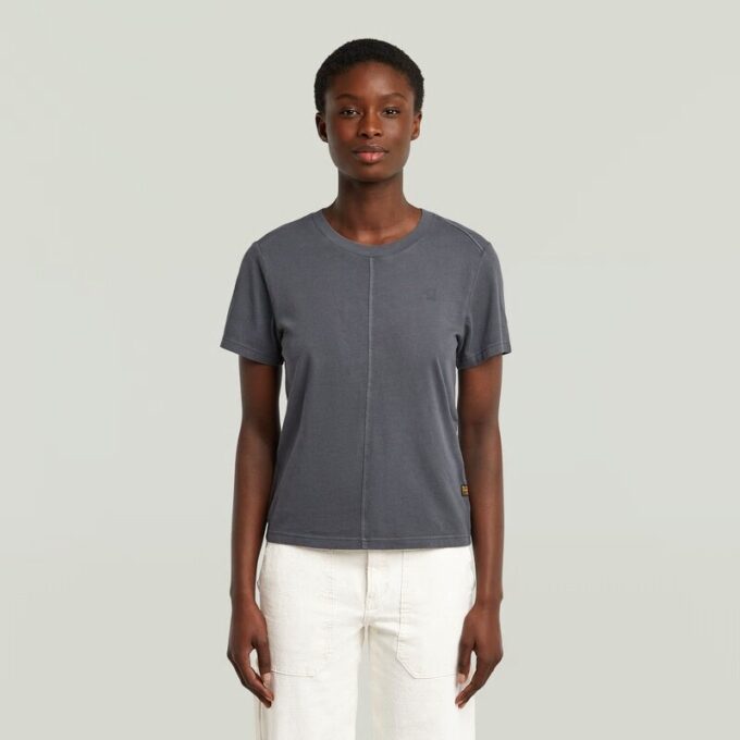 Overgeverfd T-shirt met voornaad Overgeverfd T-shirt met voornaad