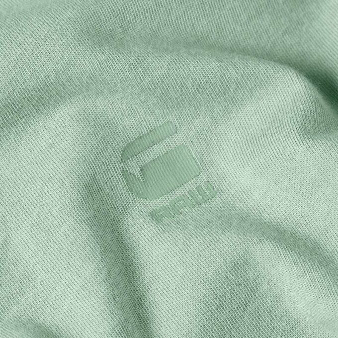 Overgeverfd T-shirt met voornaad Overgeverfd T-shirt met voornaad