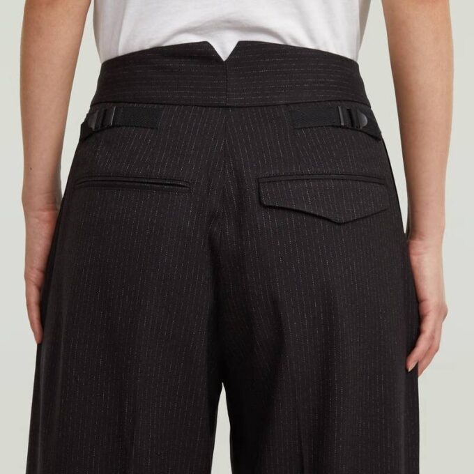 Papieren zakbroek
