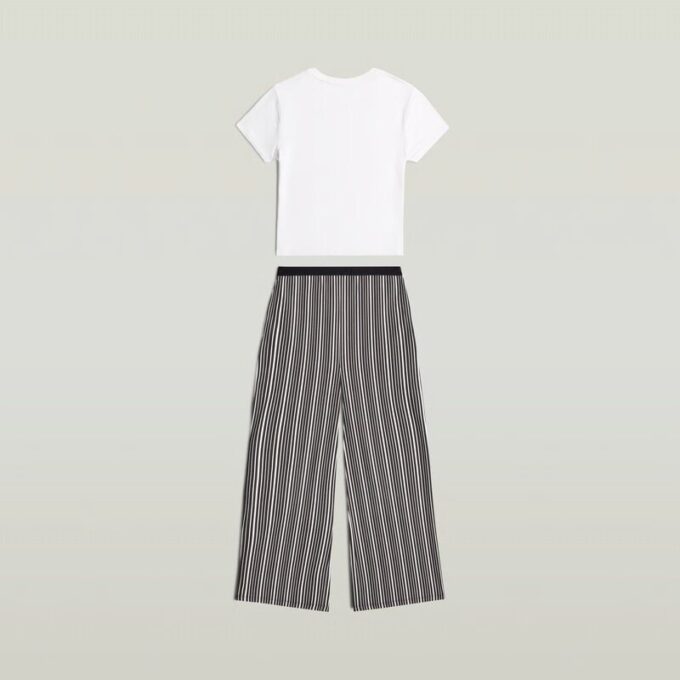 Pyjamaset met T-shirt en wijde pijpen Pyjamaset met T-shirt en wijde pijpen