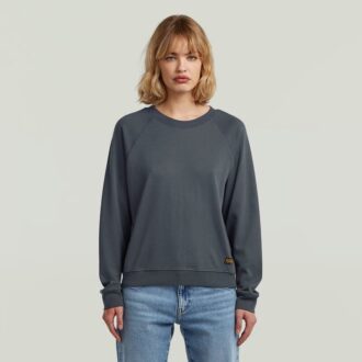 Raglan T-shirt