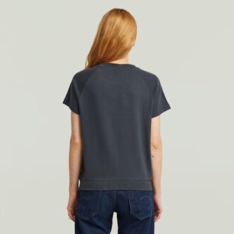 Raglan T-shirt