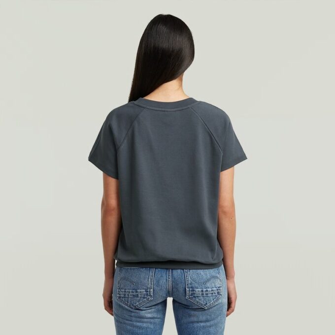 Raglan T-shirt