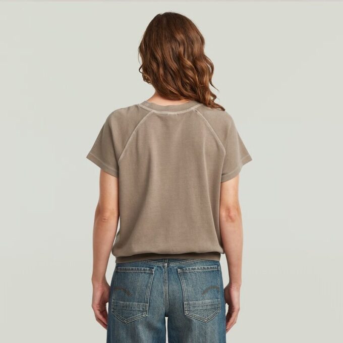 Raglan T-shirt
