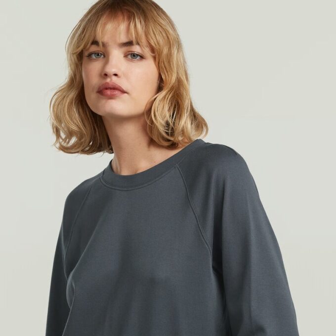 Raglan T-shirt
