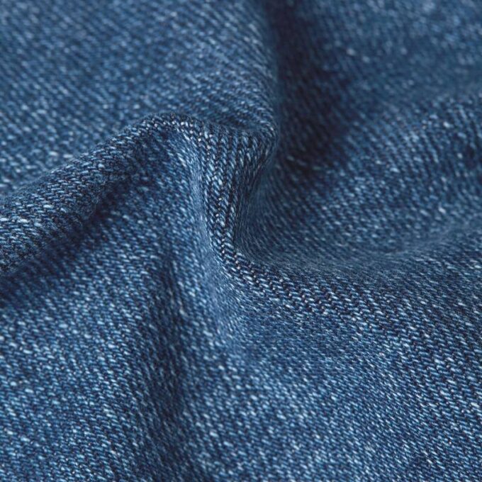 Shirtjurk met schuine zoom Shirtjurk met schuine zoom