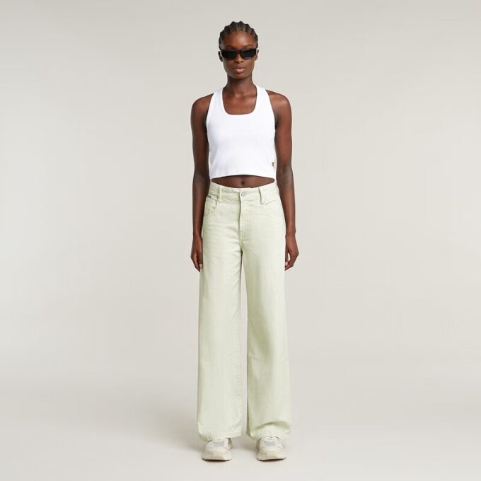 Slim crop top met drukknopen aan de achterkant Slim crop top met drukknopen aan de achterkant